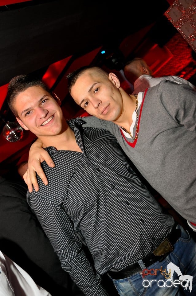 Vali Vijelie în Club Life,