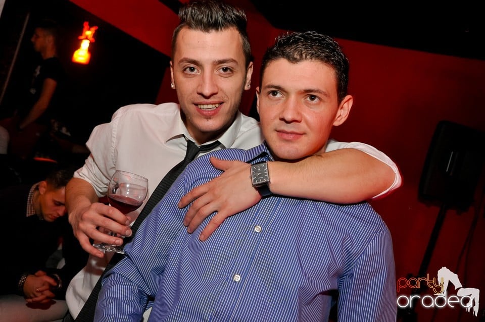 Vali Vijelie în Club Life,