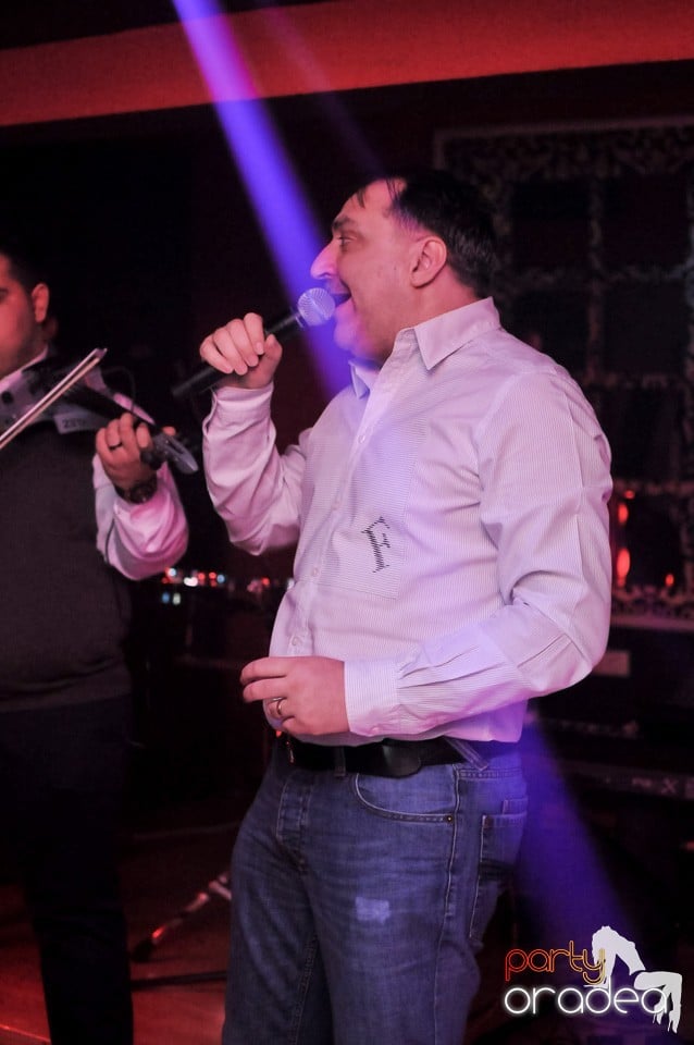 Vali Vijelie în Club Life,
