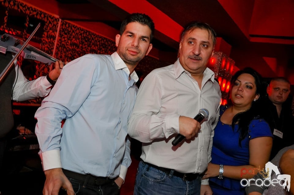 Vali Vijelie în Club Life,