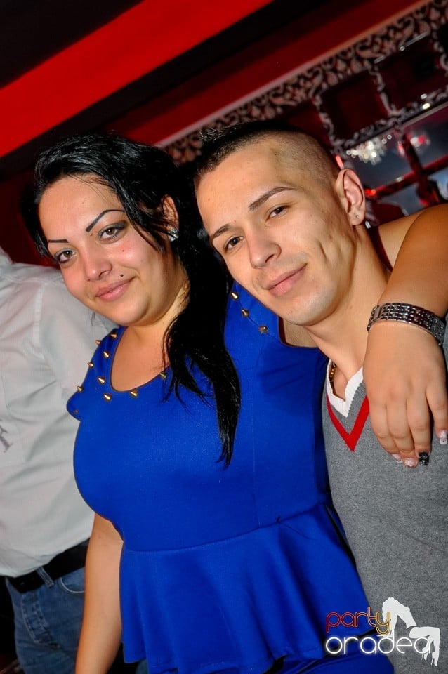 Vali Vijelie în Club Life,