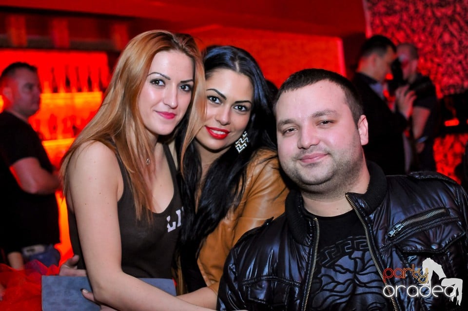 Vali Vijelie în Club Life,