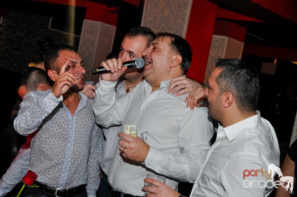 Vali Vijelie în Club Life,