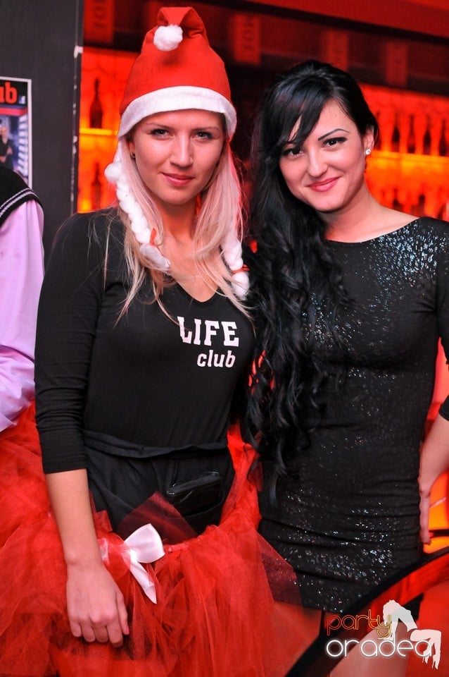 Vali Vijelie în Club Life,