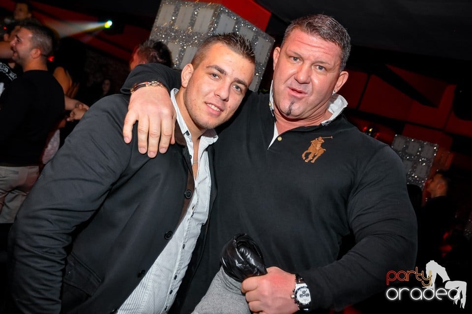 Vali Vijelie în Club Life,