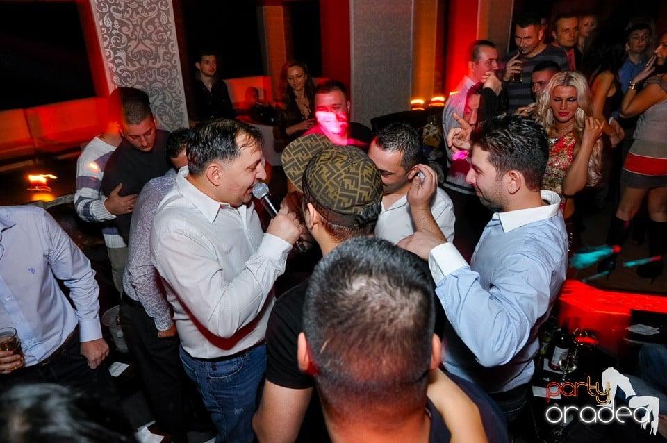 Vali Vijelie în Club Life,