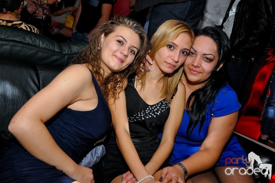Vali Vijelie în Club Life,