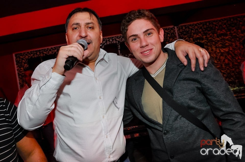 Vali Vijelie în Club Life,