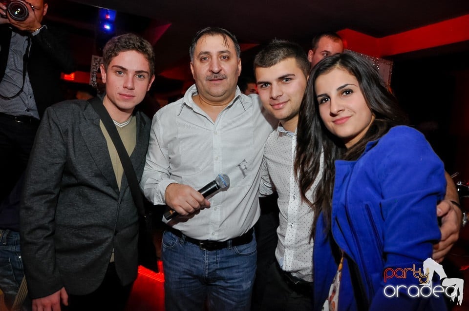 Vali Vijelie în Club Life,