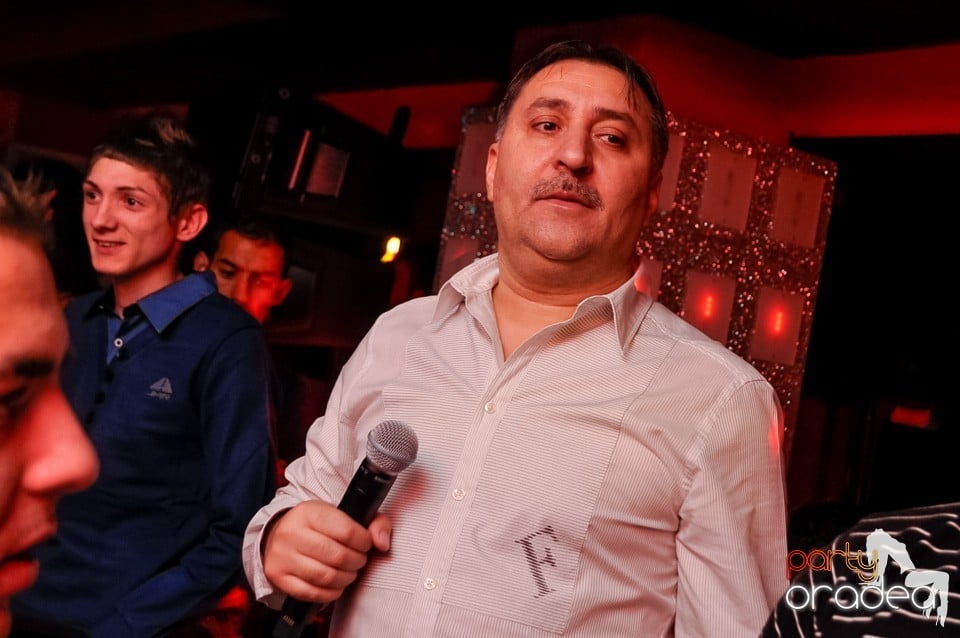 Vali Vijelie în Club Life,
