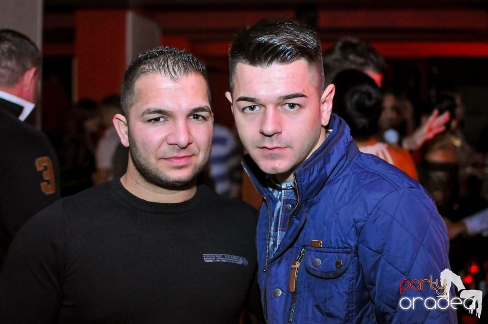 Vali Vijelie în Club Life,