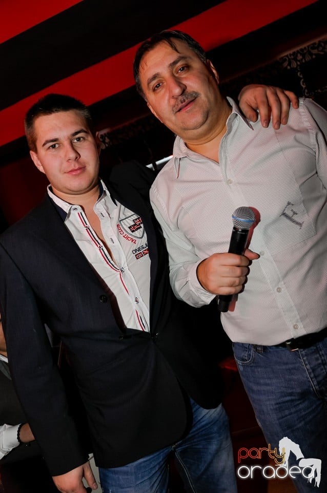 Vali Vijelie în Club Life,