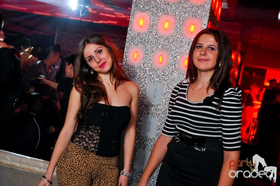 Vali Vijelie în Club Life,