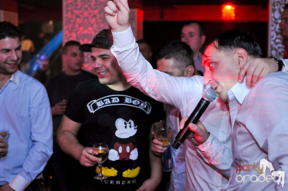 Vali Vijelie în Club Life,