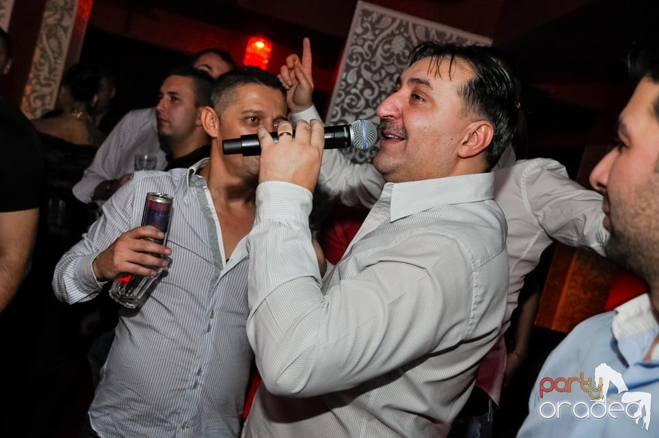 Vali Vijelie în Club Life,