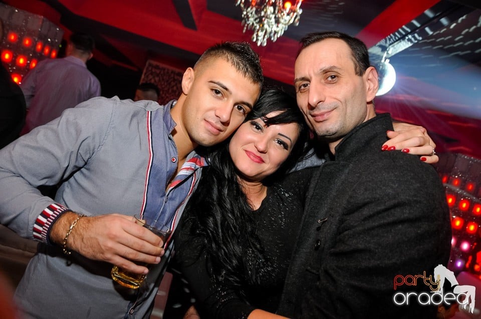Vali Vijelie în Club Life,