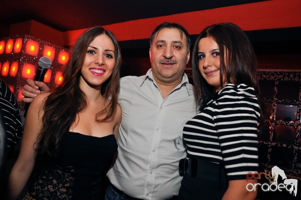 Vali Vijelie în Club Life,