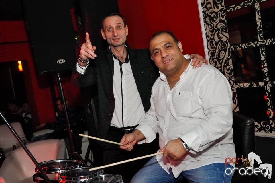 Vali Vijelie în Club Life,