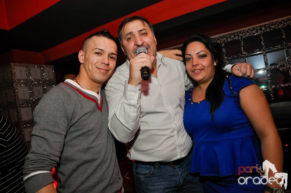 Vali Vijelie în Club Life,