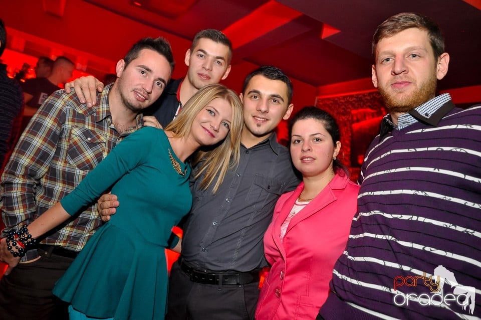Vali Vijelie în Club Life,