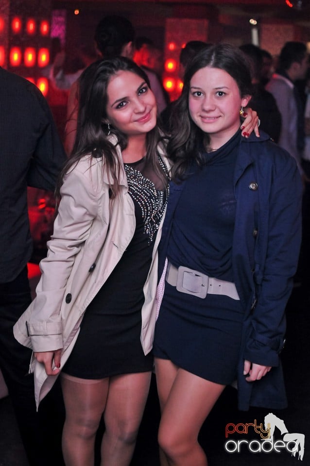 Vali Vijelie în Club Life,