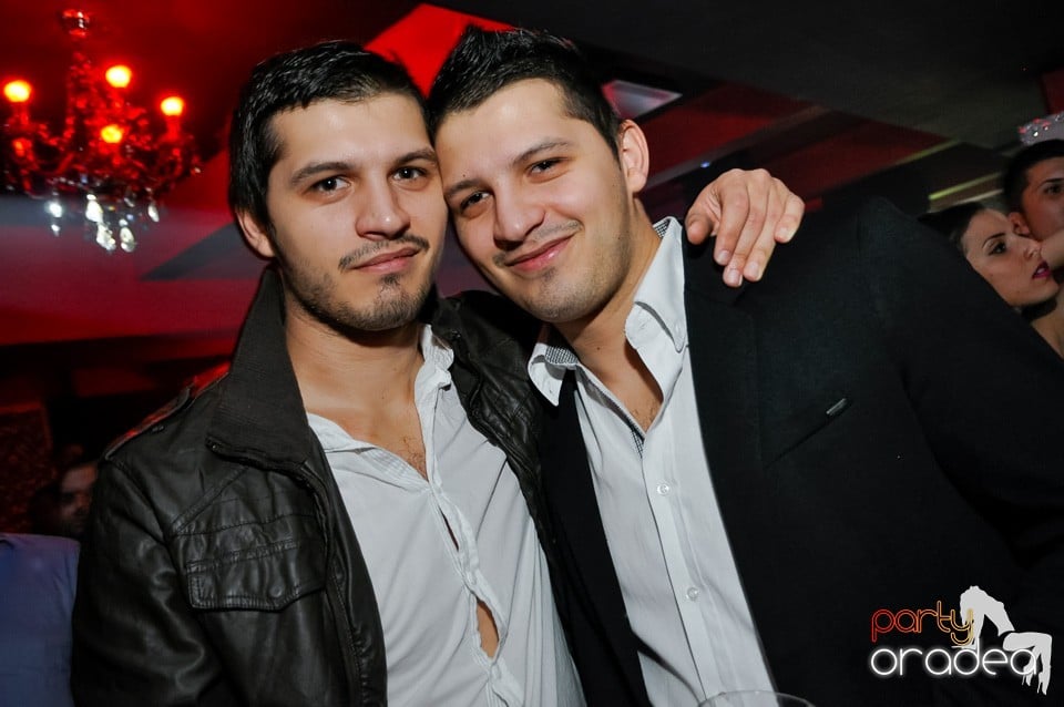 Vali Vijelie în Club Life,