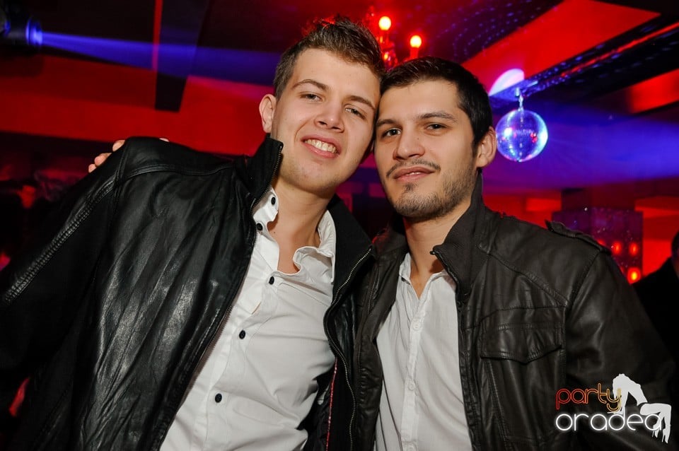 Vali Vijelie în Club Life,