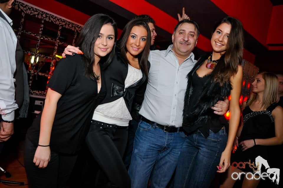 Vali Vijelie în Club Life,