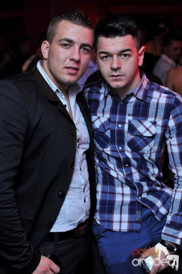 Vali Vijelie în Club Life,