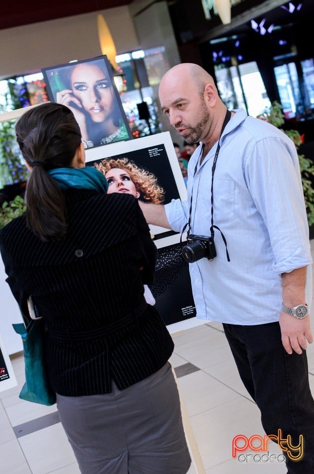 Vernisaj Expo Photo - Fetele din Zi de Zi, Lotus Center