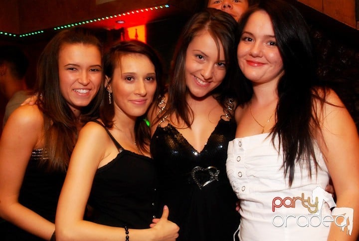 Vineri în Downtown, 