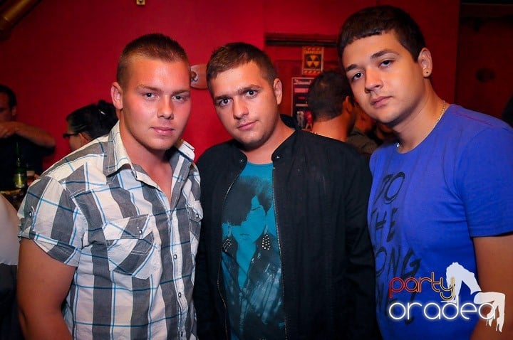 Vineri în Downtown, 