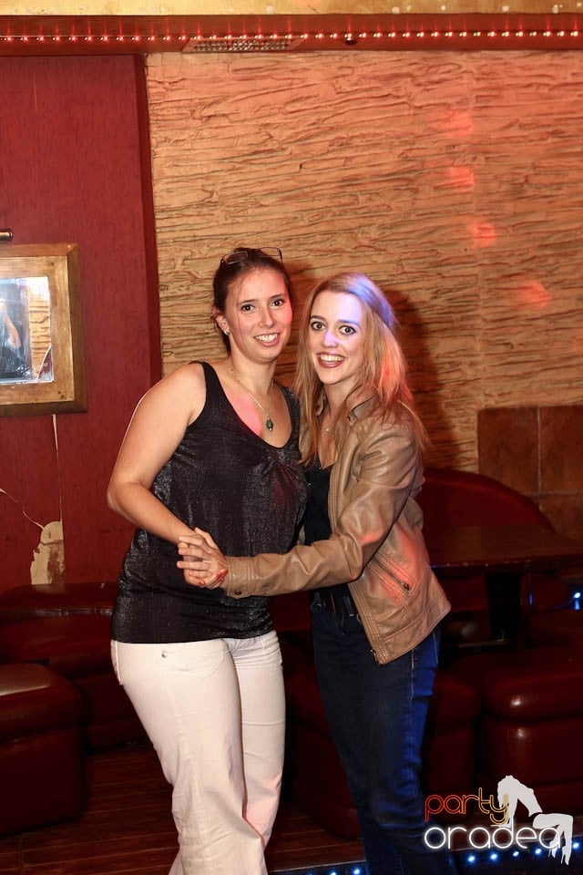 Vineri în Downtown, 