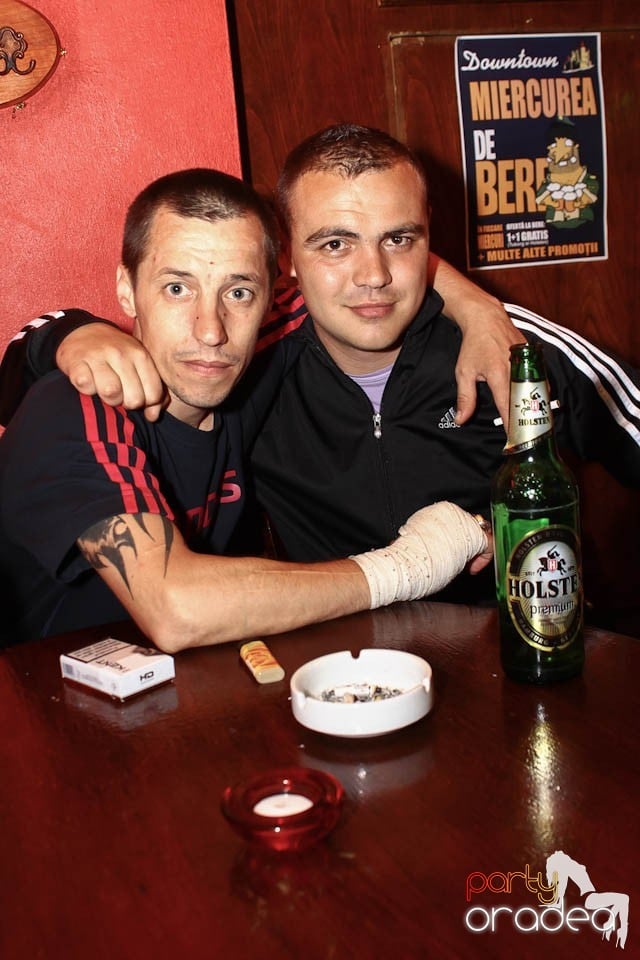 Vineri în Downtown, 