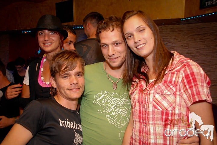 Vineri în Downtown, 