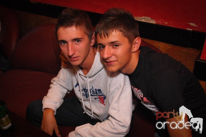 Vineri în Downtown, 