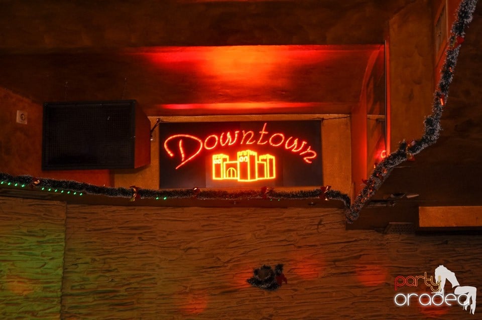 Vineri începe distracţia în Club Downtown,