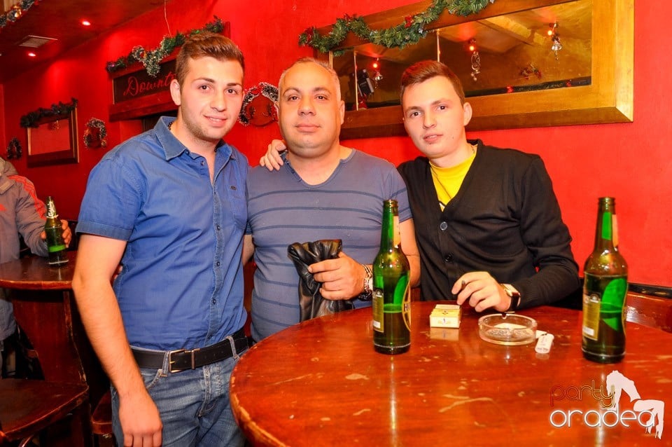 Vineri începe distracţia în Club Downtown,
