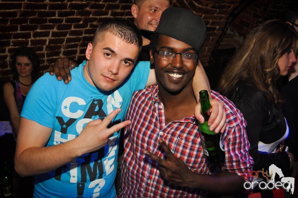 Vineri noaptea @ Club Escape,