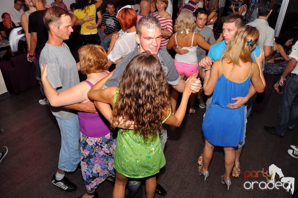 Vineri noaptea în Blondy's, 