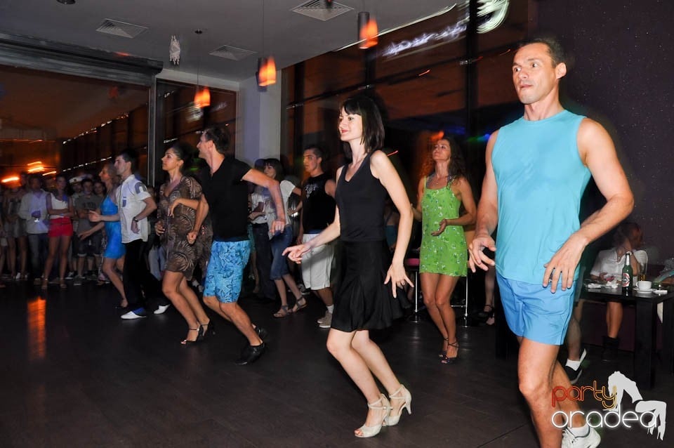 Vineri noaptea în Blondy's, 