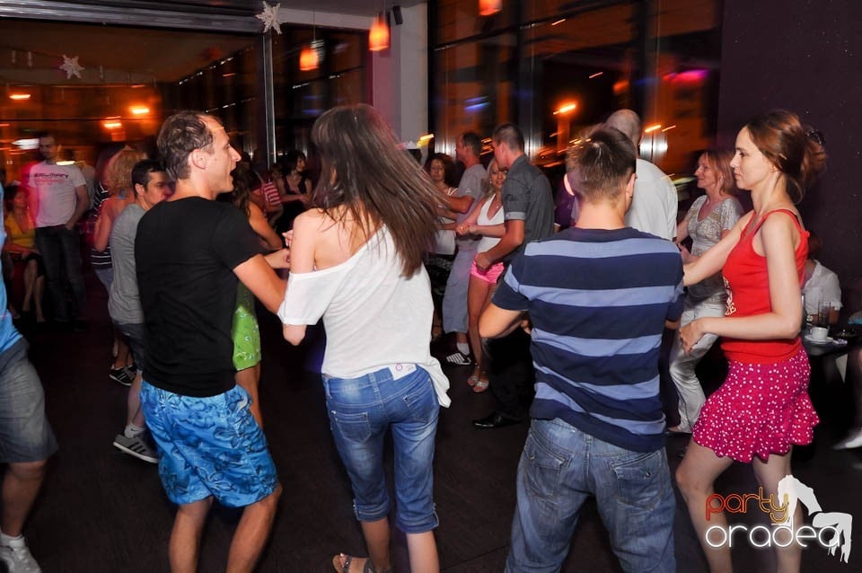 Vineri noaptea în Blondy's, 