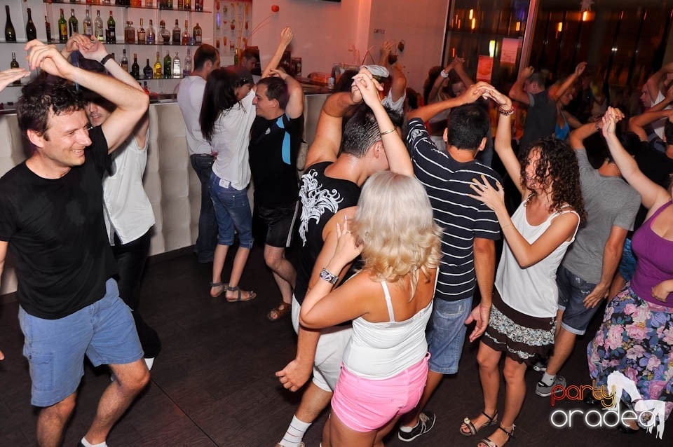 Vineri noaptea în Blondy's, 