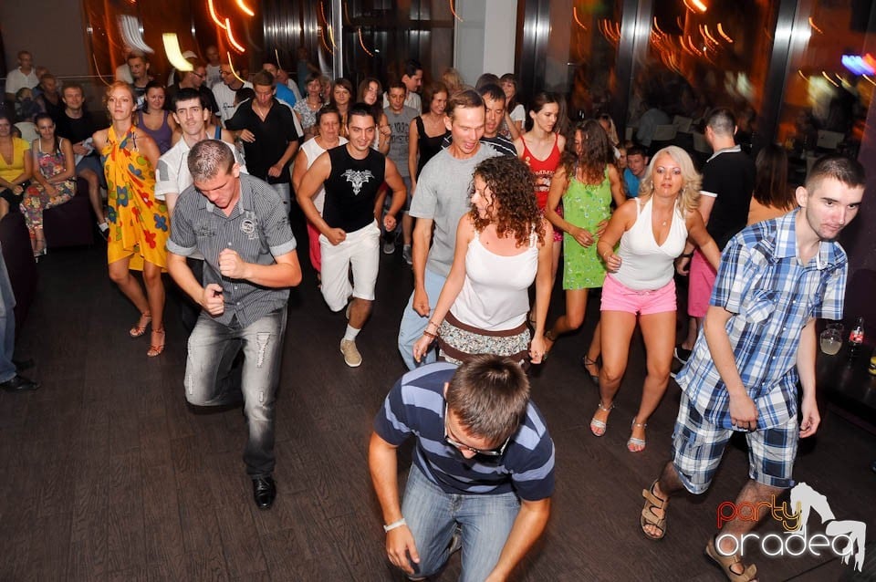 Vineri noaptea în Blondy's, 