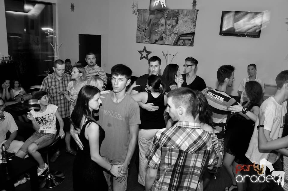 Vineri noaptea în Blondy's, 