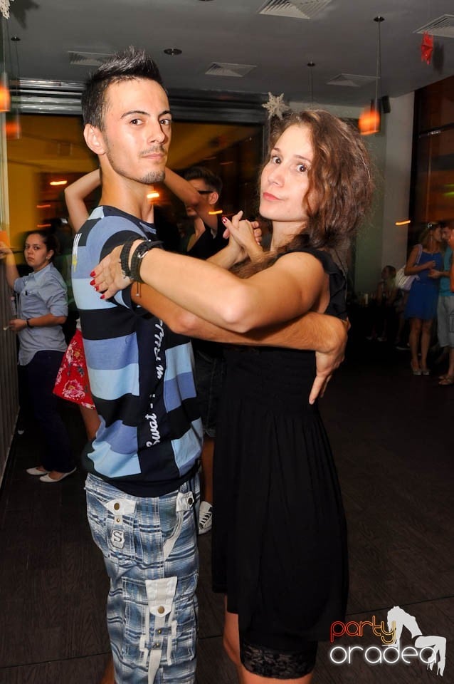 Vineri noaptea în Blondy's, 