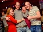 Vineri noaptea în Club Downtown