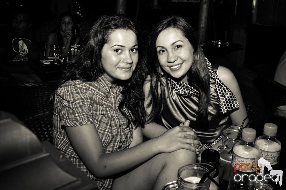 Vineri noaptea în Club Downtown, 
