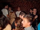 Vineri noaptea în Club Escape