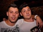 Vineri noaptea în Club Escape